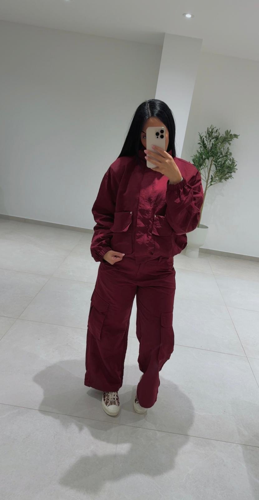 Ensemble cargo bordeaux