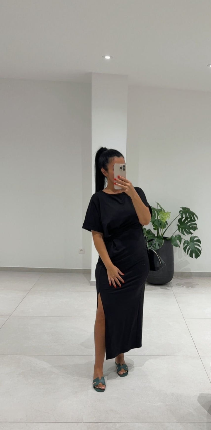 ROBE LONGUE NOIR AVEC FENTE