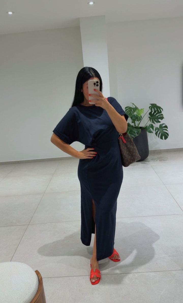 ROBE BLEU MARINE AVEC FENTE